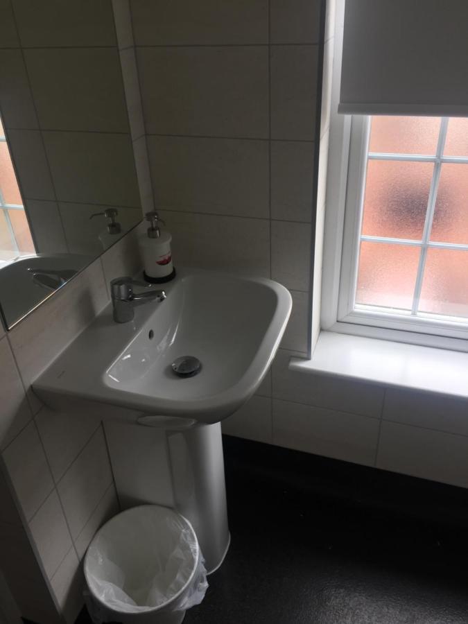 Huntley Lodge Pp Liverpool Eksteriør bilde